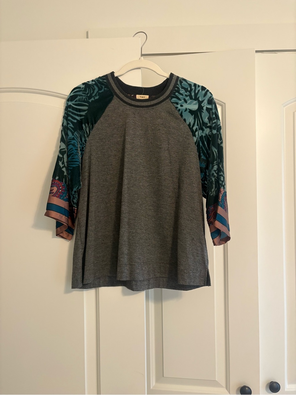 Anthropologie Grey Knit Top with Teal & Seafoam Printed Raglan Sleeves